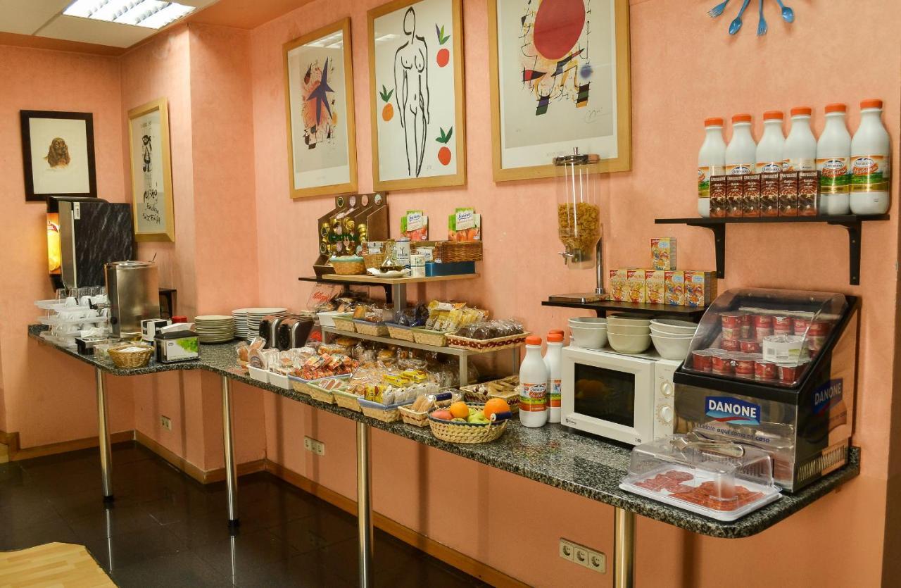 Hostal Cataluna Сарагоса Екстериор снимка